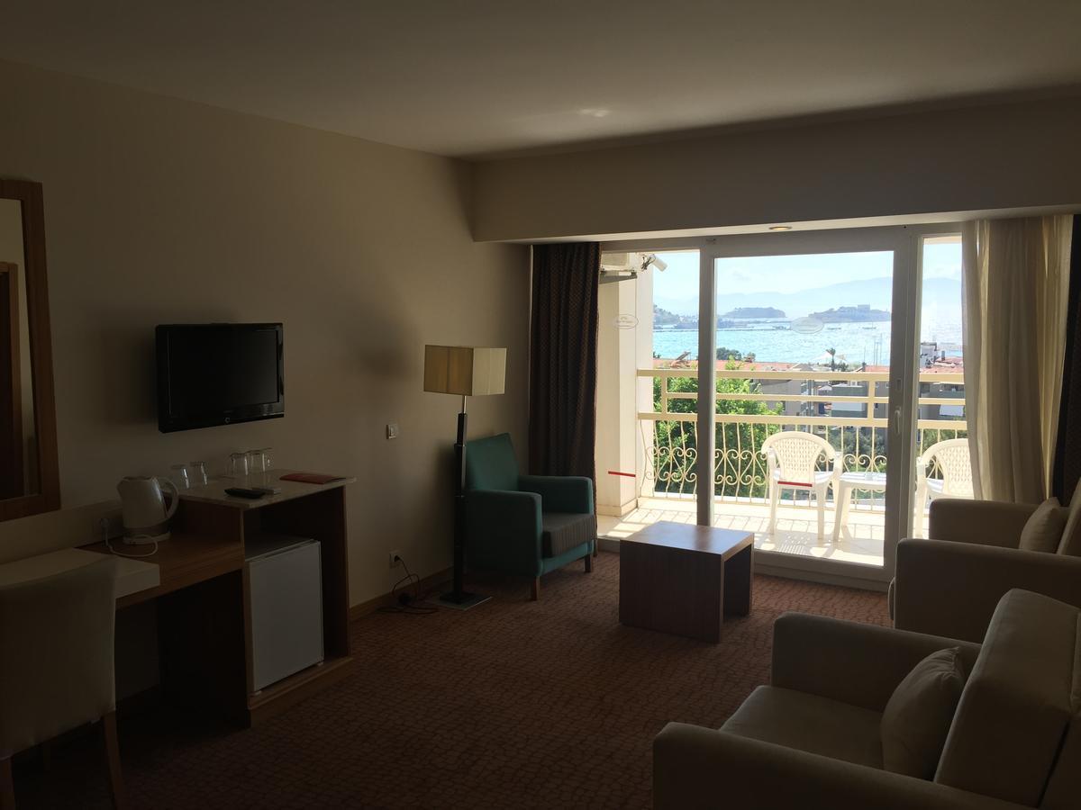 Goldenday Wings Hotel Kusadasi Exterior photo